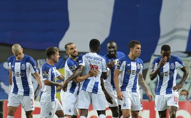 Primeira Liga - FC Porto v Beleneses
