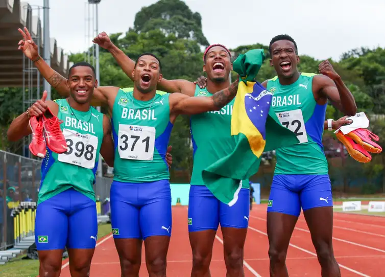 O Brasil se classifica no ranking mundial, em 15º lugar, no revezamento 4x100m de atletismo de Paris 2024, com o tempo de 38s19 obtido no Campeonato Mundial de Atletismo de 2023 - em 01/07/2024