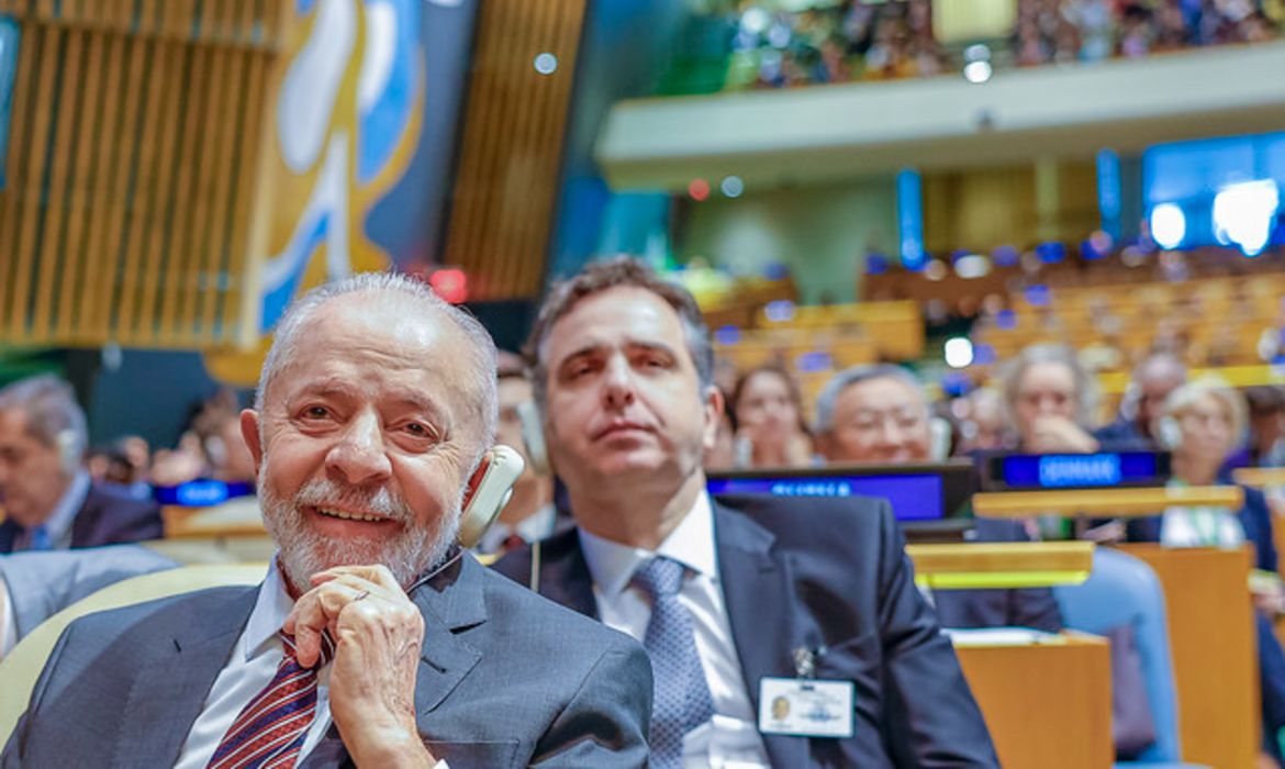 22.09.2024 - Presidente da República, Luiz Inácio Lula da Silva e o presidente do Senado, Senador Rodrigo Pacheco, durante a Sessão de Abertura da Cúpula do Futuro, no Salão da Assembleia Geral, da Sede das Nações Unidas (ONU). Nova York - Estados Unidos.
Foto: Ricardo Stuckert / PR