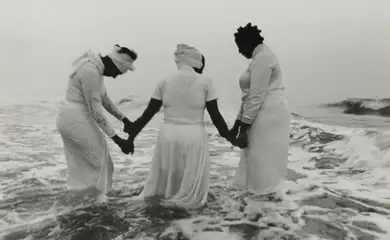 Rio de Janeiro- 10/11/2025 - Exposição escravidão no MHN. ( Celebração em Coney Island/EUA (2022).  Foto: Crédito/ Divulgação