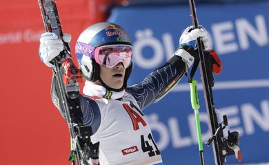 Alpine Skiing - FIS Alpine Ski World Cup - Men's Giant Slalom - Soelden, Austria - October 27, 2024
Brazil's Lucas Pinheiro Braathen reacts during the men's giant slalom Reuters/Leonhard Foeger/Proibido reprodução