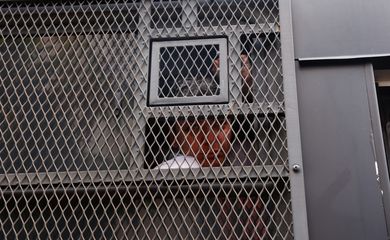 Rio de Janeiro (RJ), 19/10/2024 - Policiais militares atuam na retirada de manifestantes do Hospital Federal de Bonsucesso, na zona norte da cidade, para que nova direção assuma. Foto: Tânia Rêgo/Agência Brasil