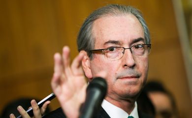 Brasília - O presidente afastado da Câmara, Eduardo Cunha (PMDB-RJ), renunciou há pouco à presidência da Casa (Marcelo Camargo/Agência Brasil)