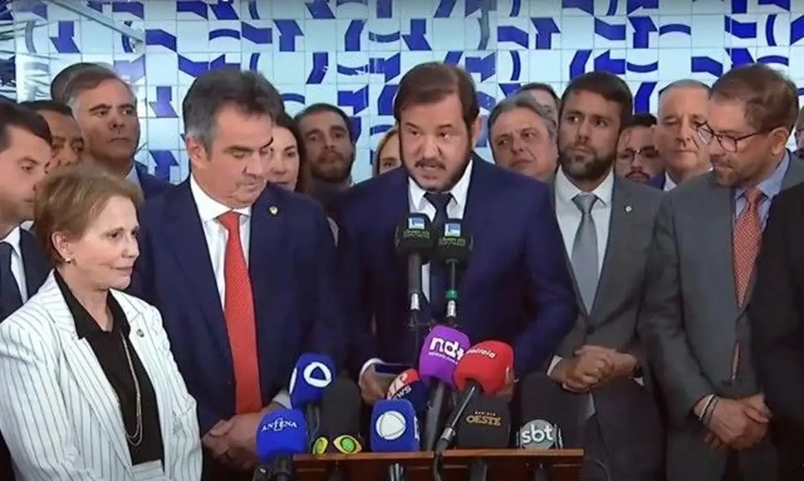 União Brasil e Progressistas rompem com governo Lula e determinam saída de filiados de cargos federais