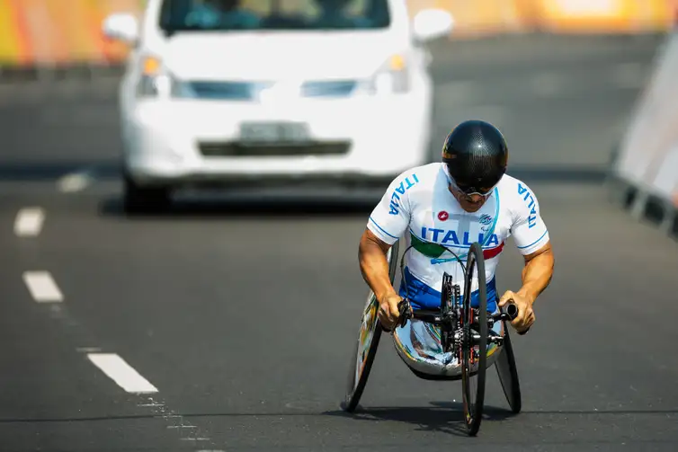 14 de setembro de 2016 - Alessandro Zanardi conquista a medalha de Ouro na prova Contrarrelógio Masculino H5 modalidade de Ciclismo dos Jogos Paralímpicos Rio 2016.