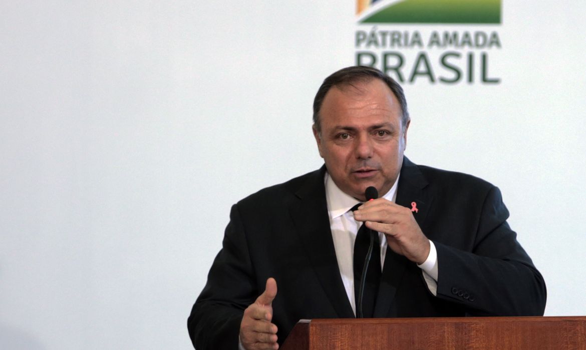 O ministro da Saúde, Eduardo Pazuello, participa do lançamento do Programa Genomas Brasil  no Palácio do Planalto