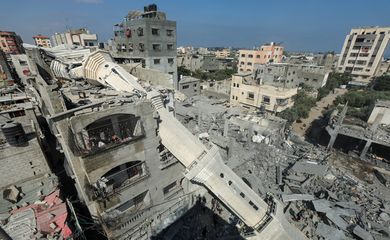 Ataque israelense em Nuseirat, centro de Gaza 
 17/7/2024    Reuters/Ramadan Abed/Proibida Reprodução