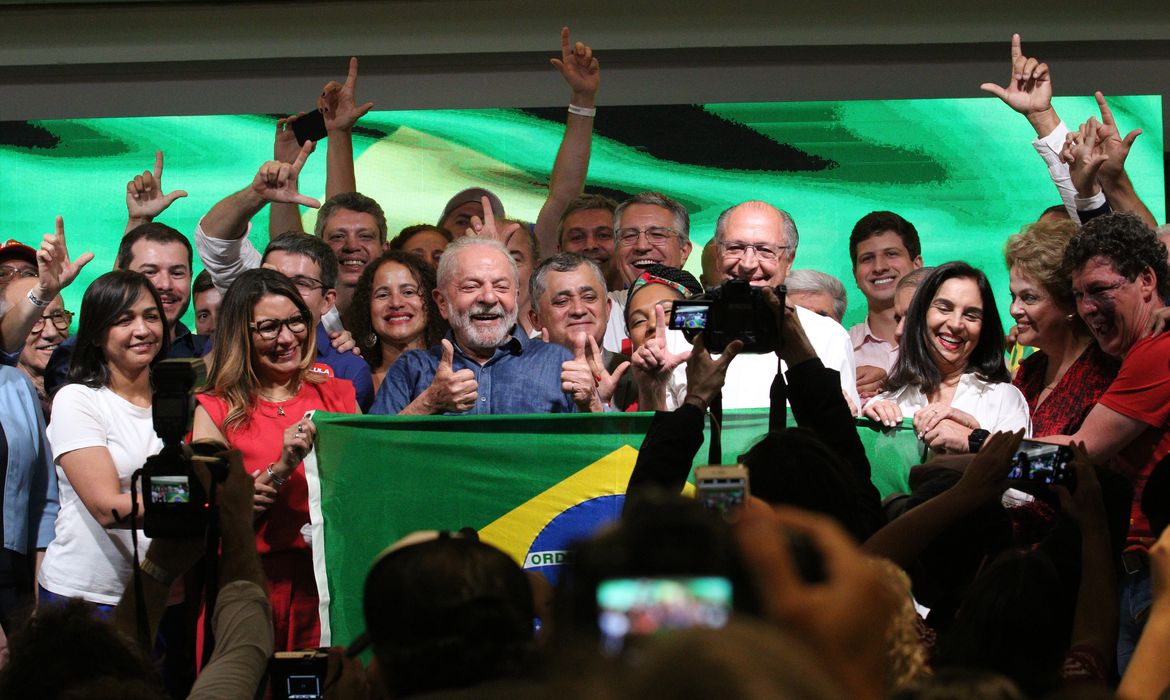Pronunciamento do presidente eleito Luiz Inácio Lula da Silva após resultado das eleições no Hotel Intercontinental