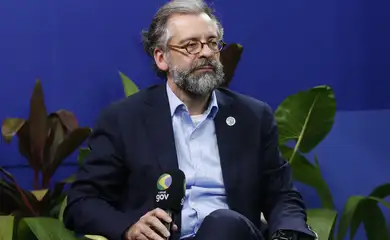 Belém (PA), 07/11/2025 - O secretário de Clima, Energia e Meio Ambiente do Ministério das Relações Exteriores e líder das negociações brasileiras na COP30, embaixador Maurício Lyrio, fala durante entrevista coletiva na COP30. Foto: Bruno Peres/Agência Brasil