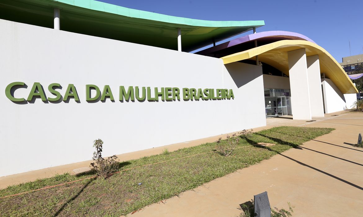Brasília - Casa da Mulher Brasileira integra no mesmo espaço serviços especializados para os mais diversos tipos de violência contra as mulheres(Wilson Dias/Agência Brasil)