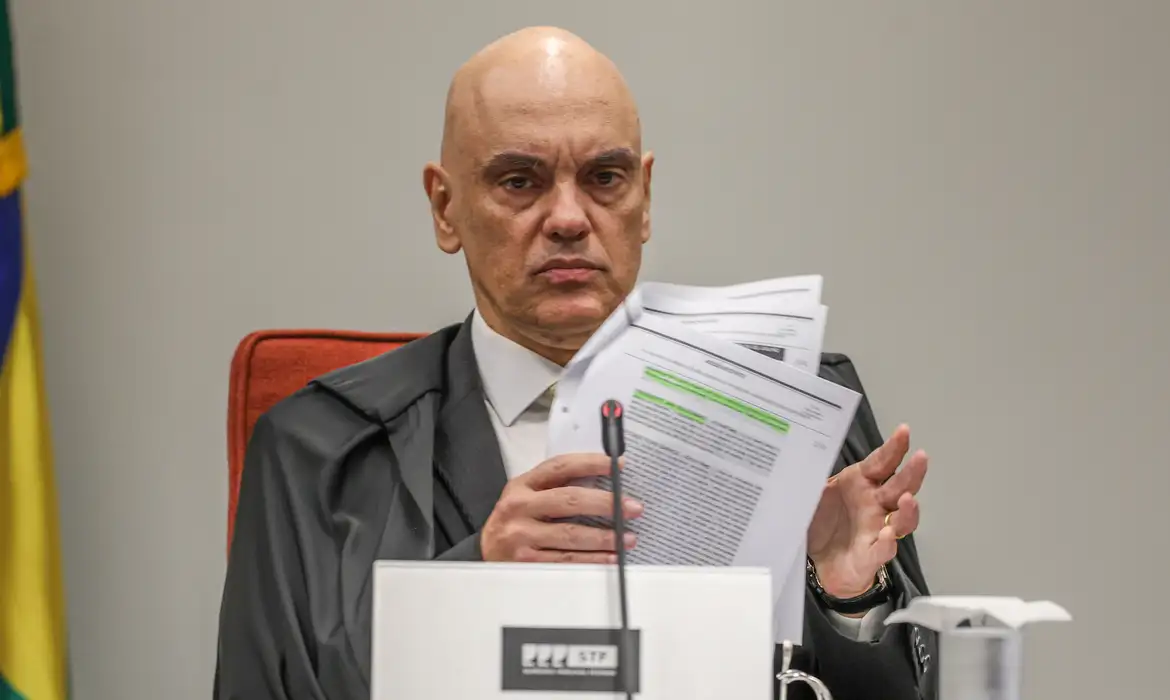 Brasília (DF), 10/06/2025 - O ministro do Supremo Tribunal Federal (STF) Alexandre de Moraes começa a ouvir os réus do núcleo 1 na ação da trama golpista, os interrogatórios ocorrerão presencialmente na sala de julgamentos da primeira turma da corte 
Foto: Valter Campanato/Agência Brasil