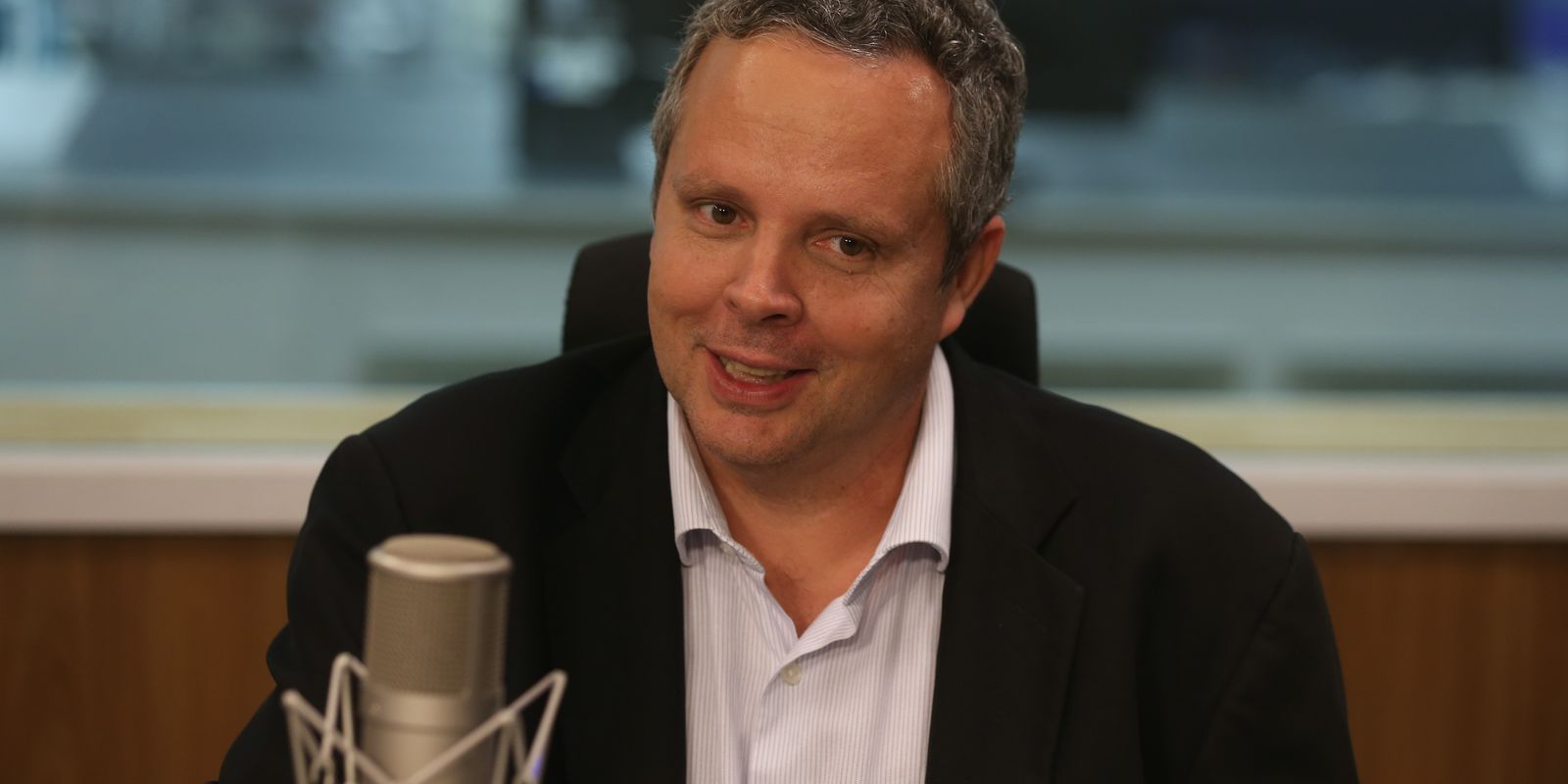 O presidente do Instituto Nacional de Metrologia, Qualidade e ...
