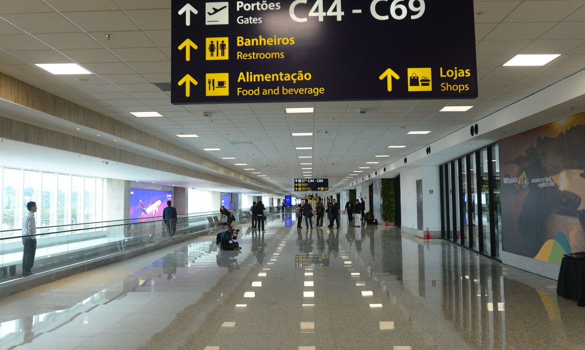 Rio de Janeiro - Inauguração do Píer Sul, com 26 novas pontes de embarque no Aeroporto Internacional Tom Jobim – Rio/Galeão  (Tânia Rêgo/Agência Brasil)