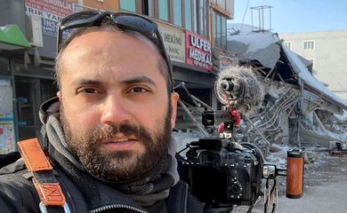 O jornalista da Reuters, Issam Abdallah, tirou uma selfie 11, 2023. REUTERS/Issam Abdallah