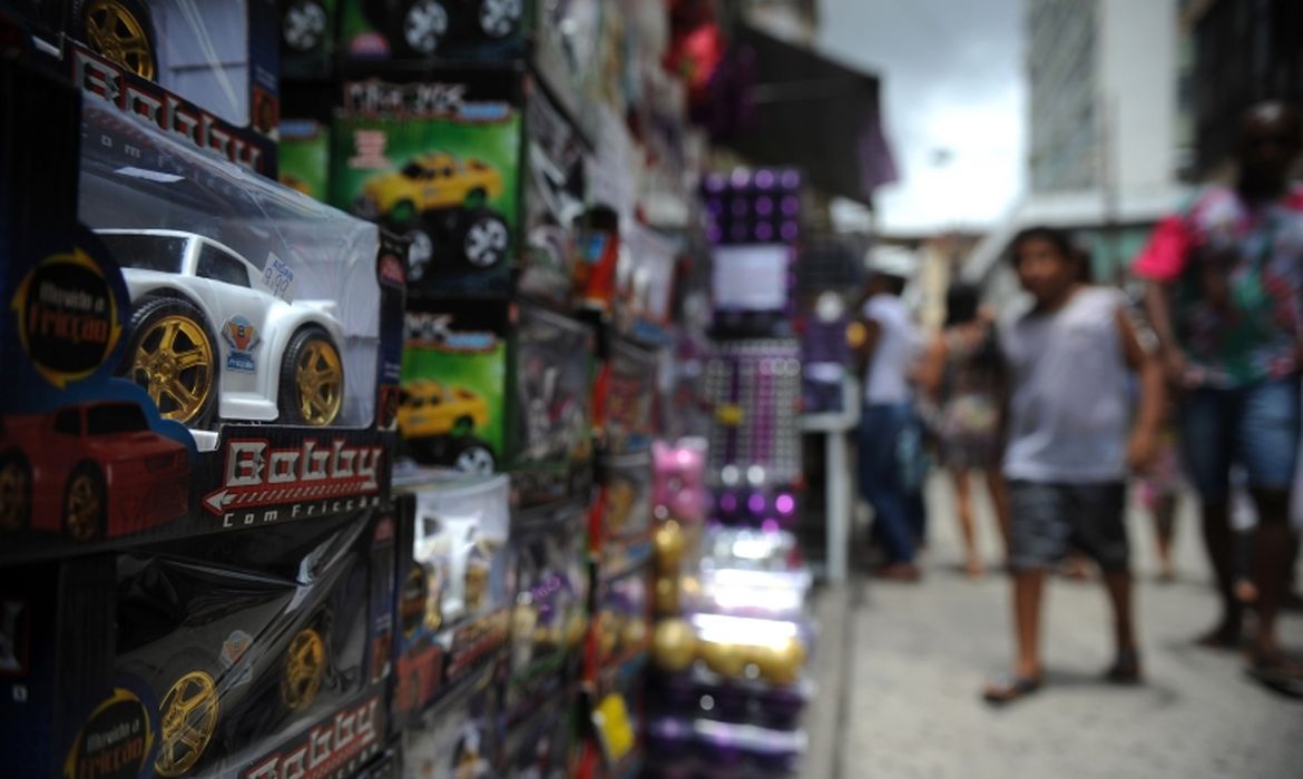 Queda foi registrada em comparação a dezembro e janeiro de 2013