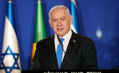 O primeiro-ministro de Israel, Benjamin Netanyahu, durante declaração conjunta com o presidente da República, Jair Bolsonaro, em Jerusalém.