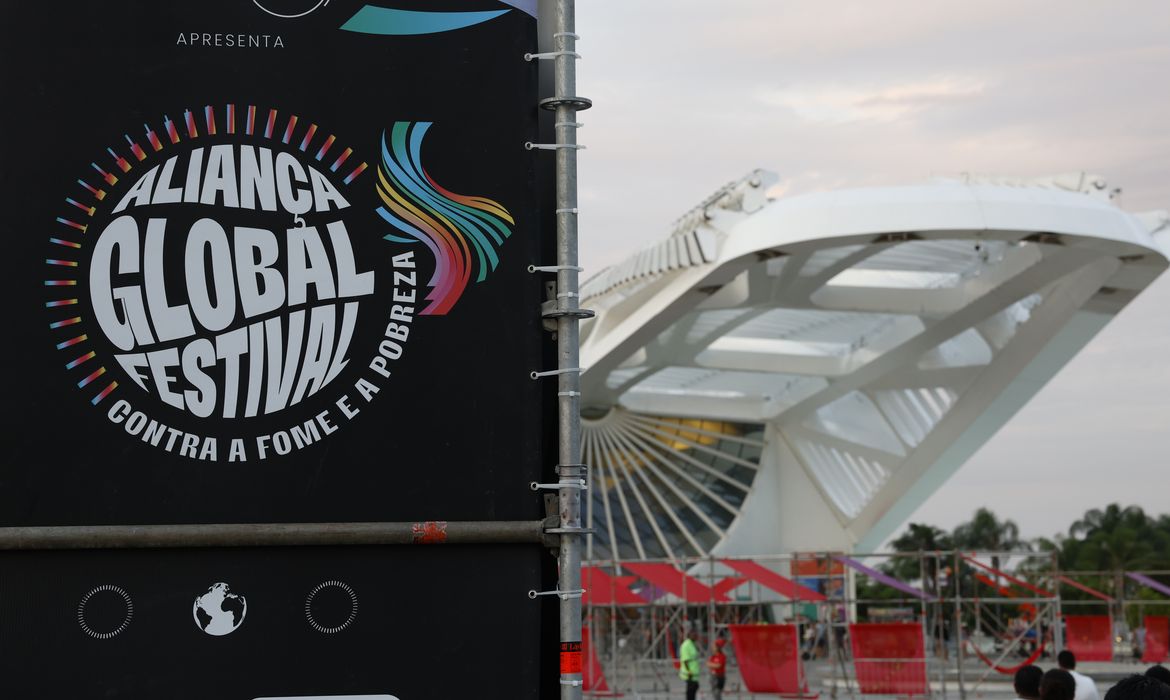 Fernando Frazão/Agência Brasil Rio de Janeiro (RJ) 12/11/2024 – Preparativos para os encontros do G20 Social e o Festival Aliança Global Contra a Fome e a Pobreza, na Praça Mauá e armazéns do Boulevard Olímpico, na Zona Portuária. Foto: Fernando Frazão/Agência Brasil