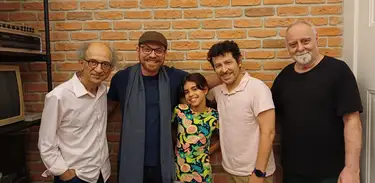 Ronal Silveira volta no tempo para conhecer Saint-Säens no Blim-blem-blom 