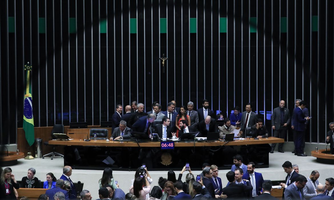 PL da anisita ser discutido em reunio de lderes da Cmara
