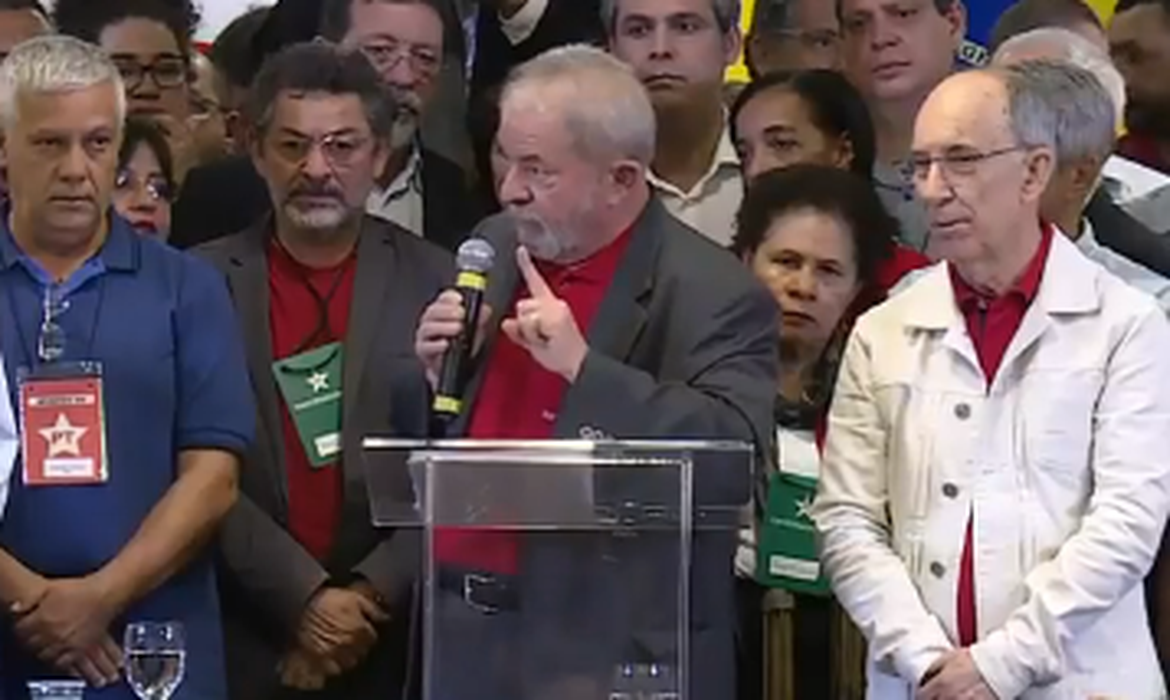 Ex-presidente Luiz Inácio Lula da Silva faz pronunciamento sobre a denúncia apresentada contra ele pelo Ministério Público Federal no âmbito da Operação Lava Jato 