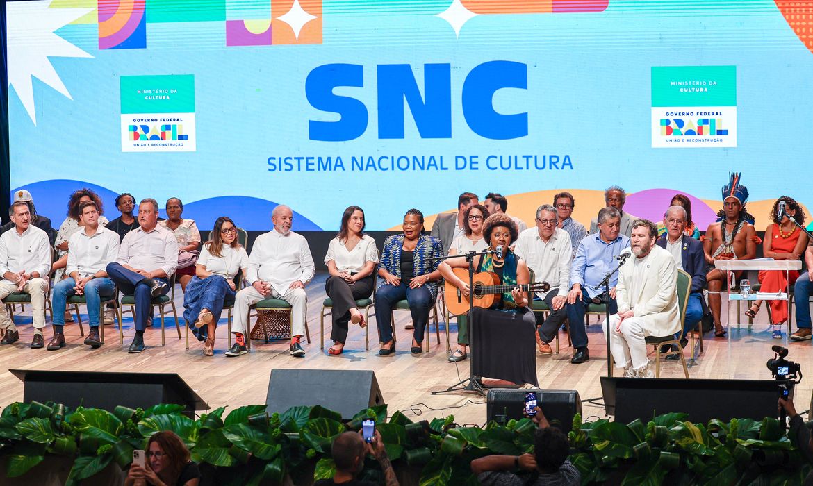 Lula sanciona o "SUS da Cultura", que define a gestão do setor no país | Agência Brasil