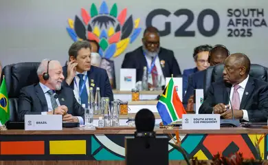 Joanesburgo, 23/11/2025 - Presidente da República, Luiz Inácio Lula da Silva, juntamente com o presidente da África do Sul, Cyril Ramaphosa, participa da Terceira Sessão da Cúpula de Líderes do G20: Um Futuro Justo para Todos (minerais críticos, trabalho decente, inteligência artificial). Foto: Ricardo Stuckert/PR