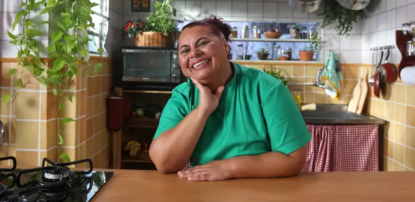TV Brasil terá novo programa de culinária com Regina Tchelly