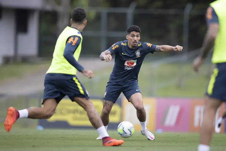Allan está escalado como titular da seleção brasileira no jogo contra a Venezuela, pelas Eliminatórias da Copa do Mundo do Catar