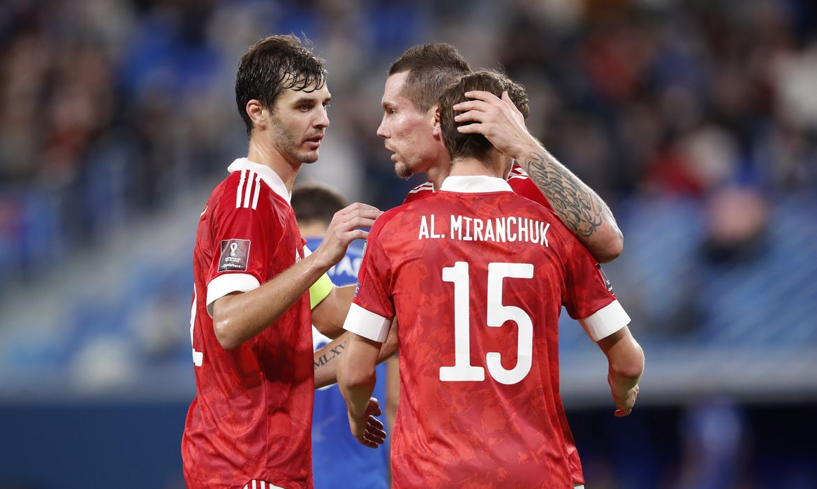 Jogadores da seleção da Rússia durante partida contra o Chipre pelas eliminatórias da Copa do Mundo