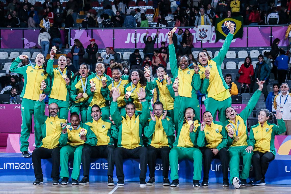 Seleção brasileira feminina de basquete conquista medalha de ouro nos Jogos Pan-Americanos de Lima