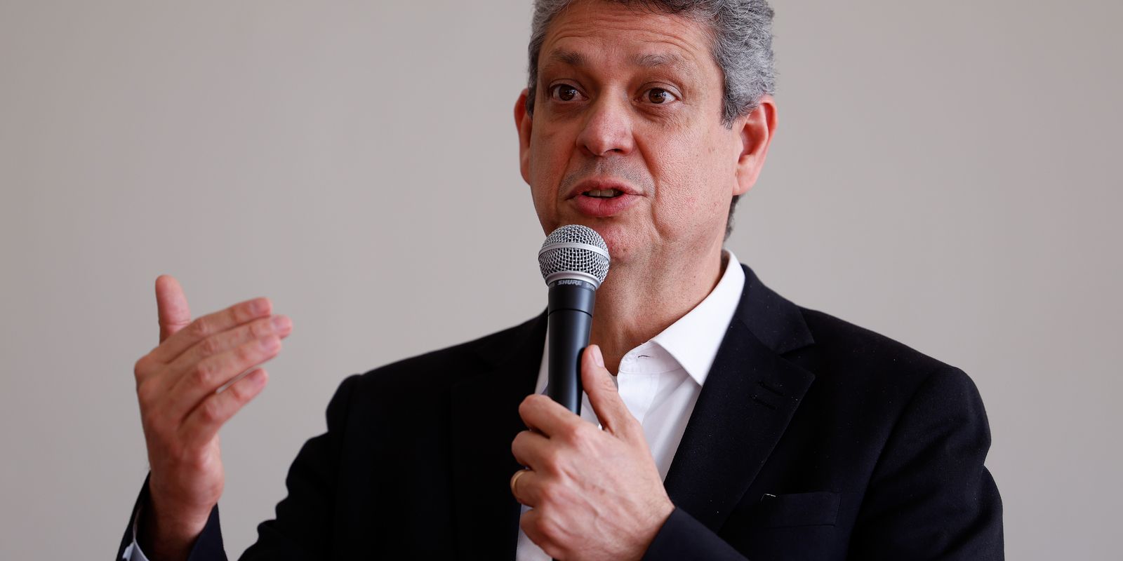 Governo defende justiça tributária e não alta de imposto, diz ministro Governo defende justiça tributária e não alta de imposto, diz ministro