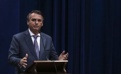 O presidente da República,Jair Bolsonaro participa do lançamento do modelo regulatório do Inmetro, no Auditório Dom João VI, da Imprensa Nacional.