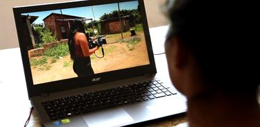 Documentário propõe a troca de vídeo-cartas entre jovens do Amazonas