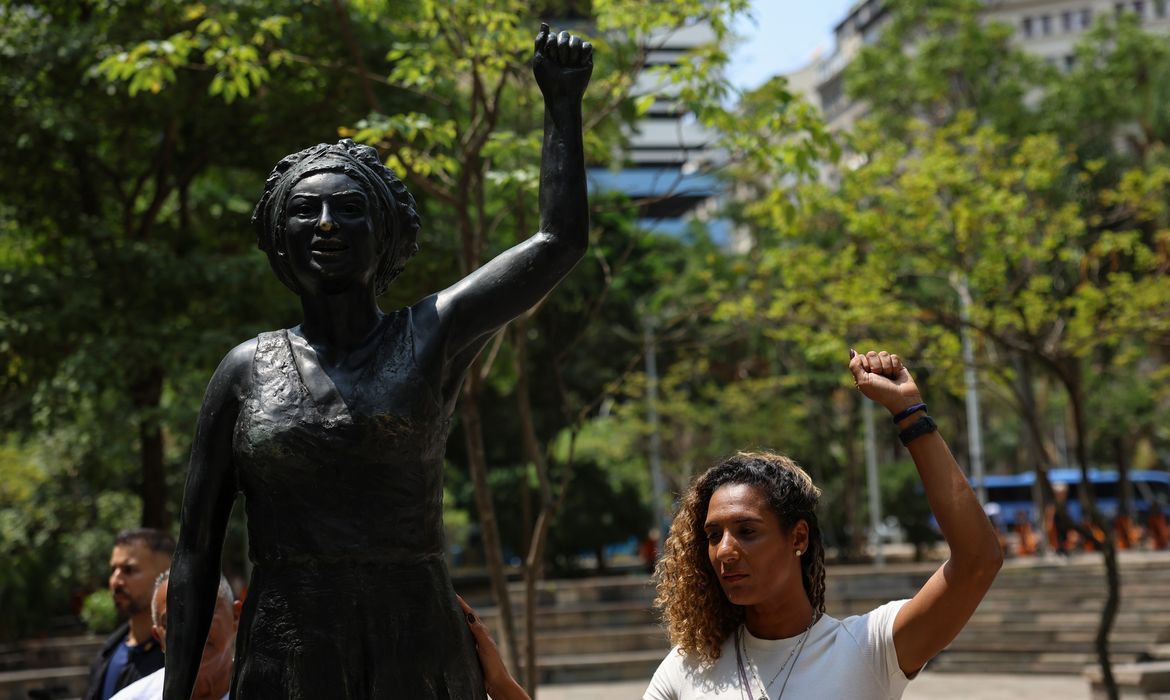 Homenagens marcam sete anos da morte de Marielle Franco