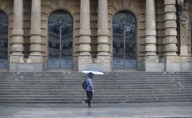 São Paulo (SP) 16/09/2024  Queda de temperatura e chuva melhora a qualidade do ar na cidade

Foto: Paulo Pinto/Agencia Brasil