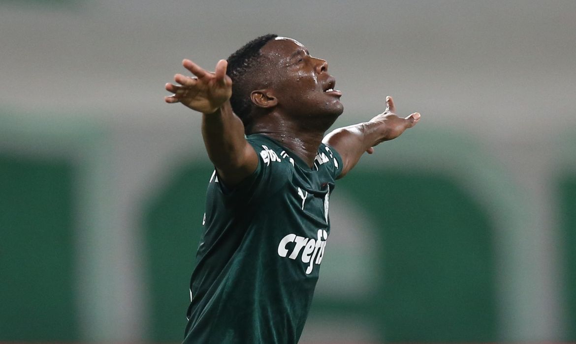 Patrick de Paula comemora gol contra o Delfín, pela Copa Libertadores - Palmeiras