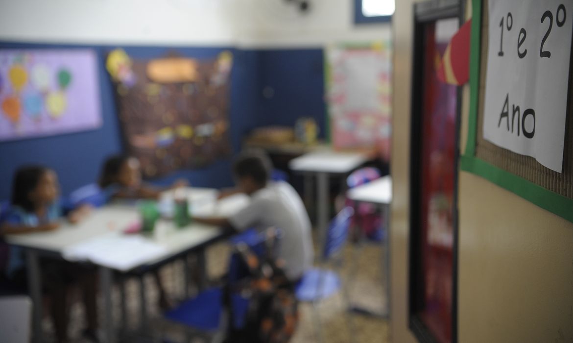 Rio de Janeiro - Escola municipal Levy Miranda na ilha de Marambaia, baia de Sepetiba, sul do estado (Tânia Rêgo/Agência Brasil)