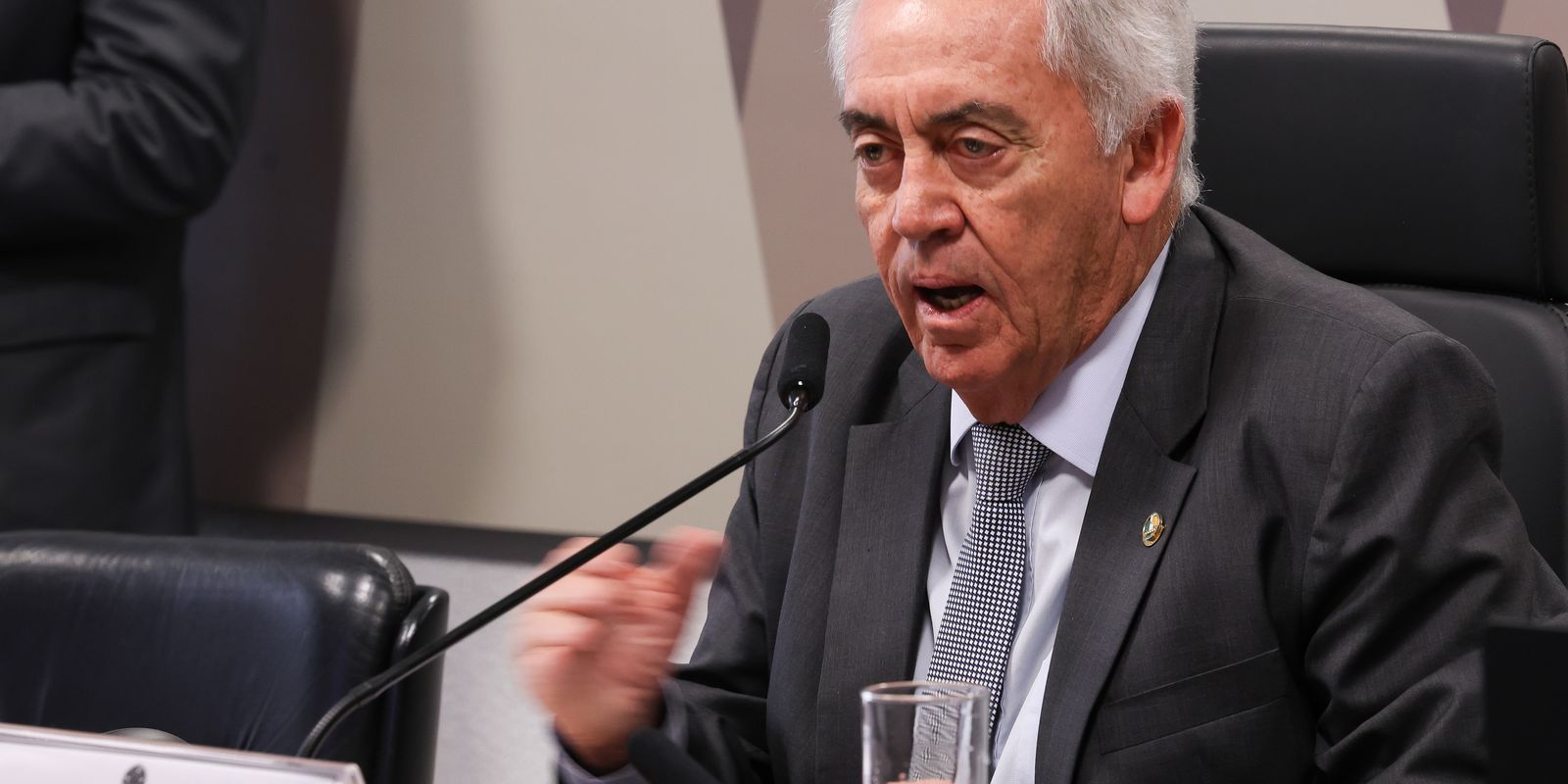 CCJ do Senado mantém prazo curto e avança com PL da Dosimetria