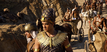 Ramsés reúne o exército para ir atrás dos escravos