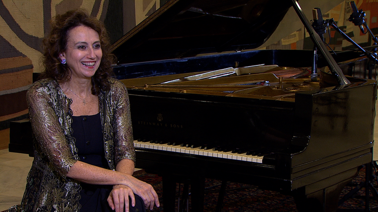 Sônia Rubinsky é considerada uma das principais pianistas do país