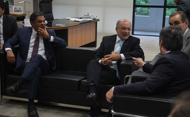 Brasília - O presidente da TCU, Augusto Cedraz, recebe para reunião presidentes de partidos de oposição e seus líderes no Congresso (Fabio Rodrigues Pozzebom/Agência Brasil)