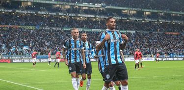 Grêmio 2 x 0 Athletico-PR
