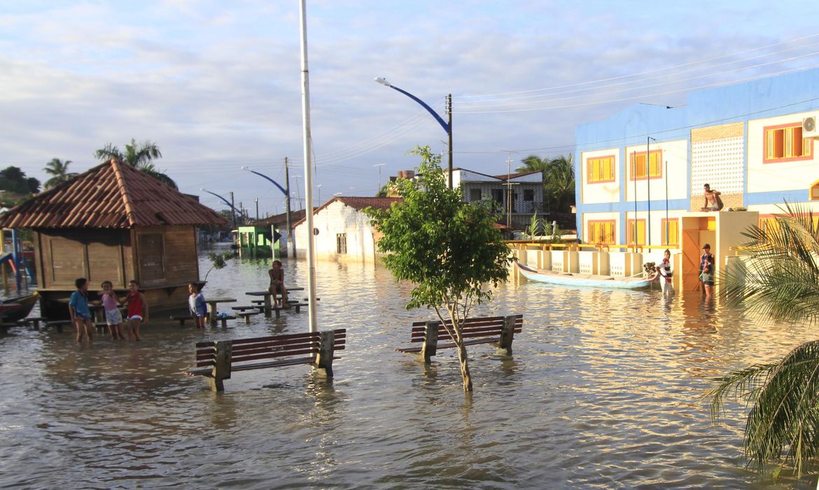 Municípios atingidos pelo temporal têm mais de 3 mil desalojados e desabrigadosThiago Sampaio/Arquivo