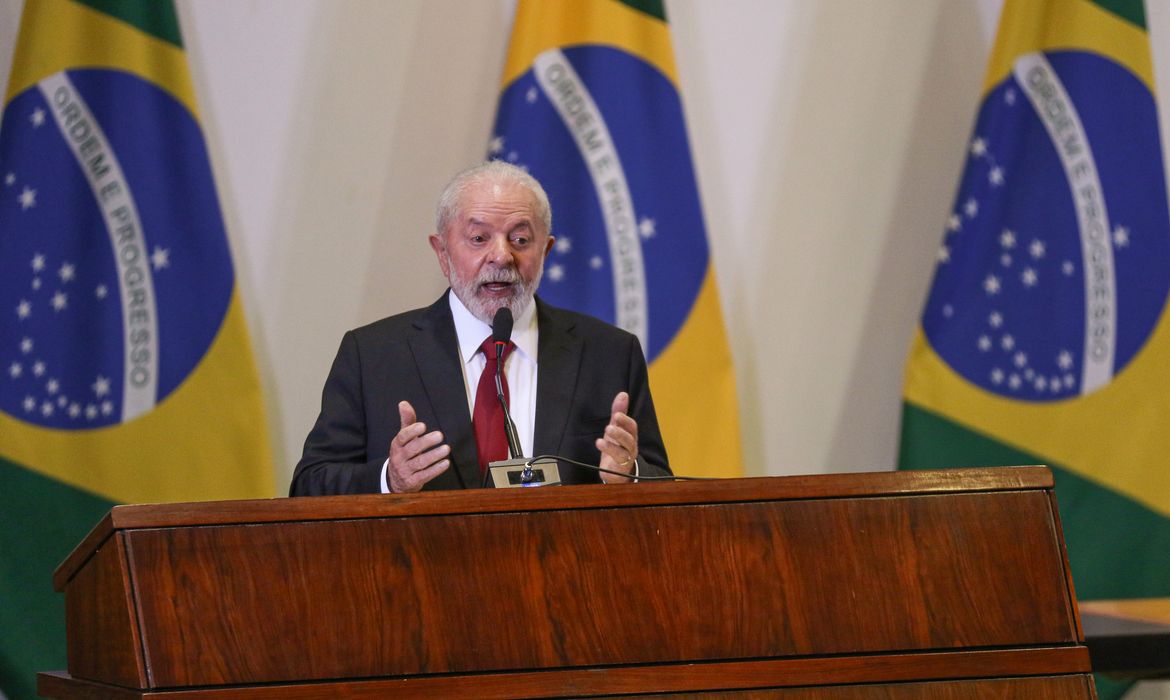 Brasília (DF) 21/11/2023 - O presidente Luiz Inácio Lula da Silva participa da Cerimônia de formatura de diplomatas do Instituto Rio Branco
Foto: José Cruz/Agência Brasil