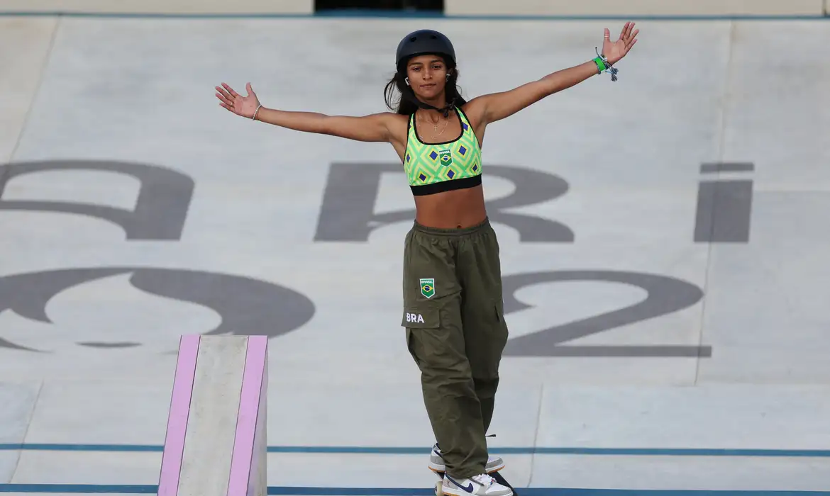 Paris 2024 Olympics - Skateboarding - Women's Street Final - La Concorde 3, Paris, France - July 28, 2024.
Rayssa Leal of Brazil reacts during the final. REUTERS/Pilar Olivares