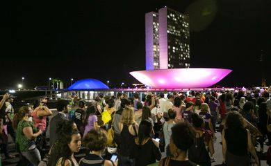 Brasília - Mulheres fazem manifestação por direitos iguais, contra o racismo e contra a violência, na Esplanada dos Ministérios (Fabio Rodrigues Pozzebom/Agência Brasil)