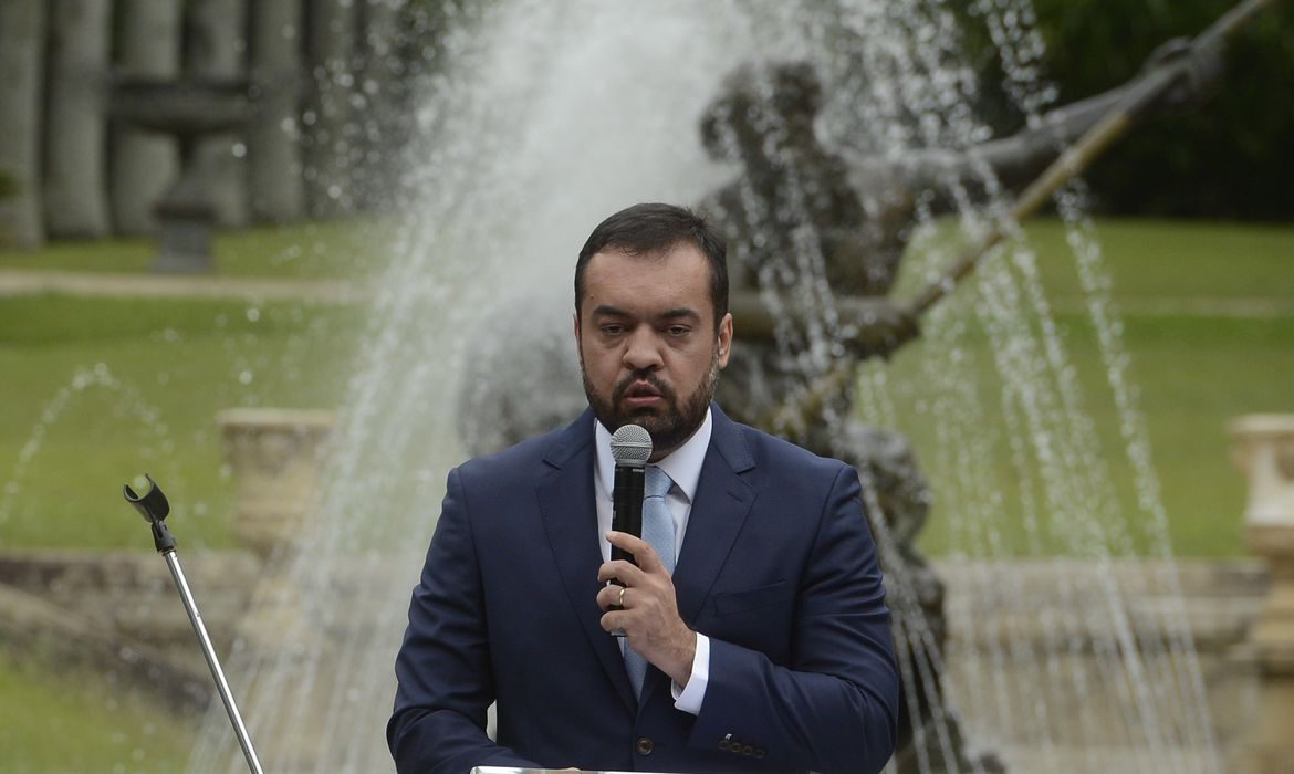 O governador do Estado do Rio de Janeiro, Cláudio Castro, faz discurso de posse no Palácio Guanabara