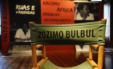 Exposição Zózimo Bulbul - Uma Alma Carioca está em cartaz no Centro Cultural Justiça Federal (CCJF), com memórias do cinema negro protagonizado pelo ator e cineasta falecido em 2013 (Fernando Frazão/Agência Brasil)