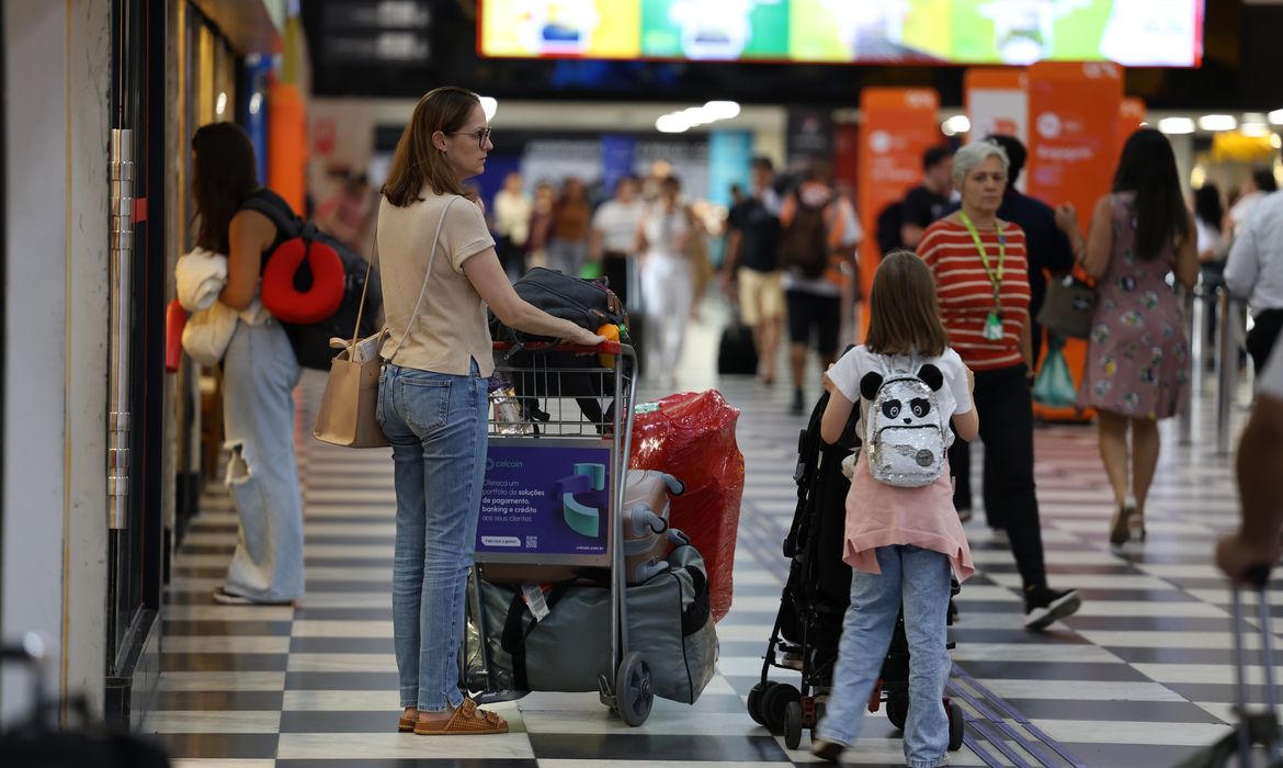 São Paulo (SP), 05/03/2025 - Movimentação de passageiros no Aeroporto de Congonhas, em Campo Belo, zona sul da capital. Foto: Rovena Rosa/Agência Brasil