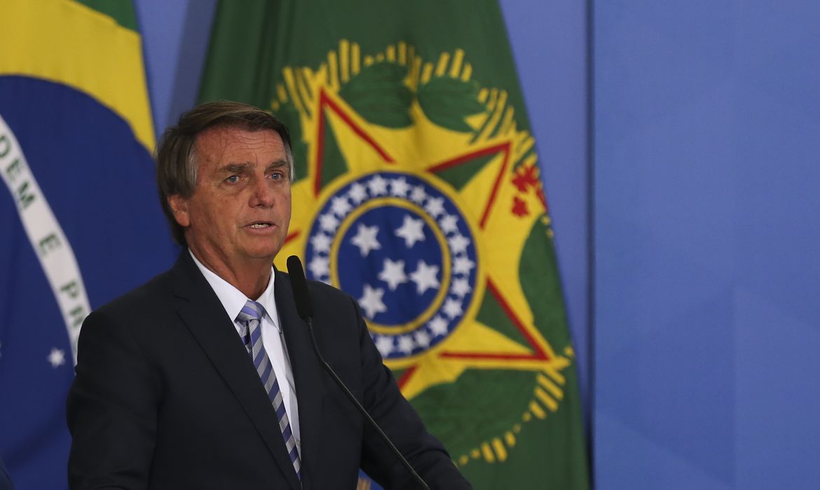 O presidente da República, Jair Messias Bolsonaro, participa da solenidade de lançamento do Plano Nacional de Fertilizantes, no Palácio do Planalto